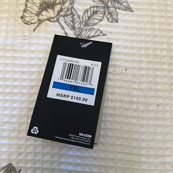 Under Armour Puffer Jacket - Picture 4 of 5